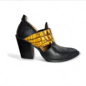 JOHN FLUEVOG Room 502 heels Black Leather Yellow Faux Croc Size 8